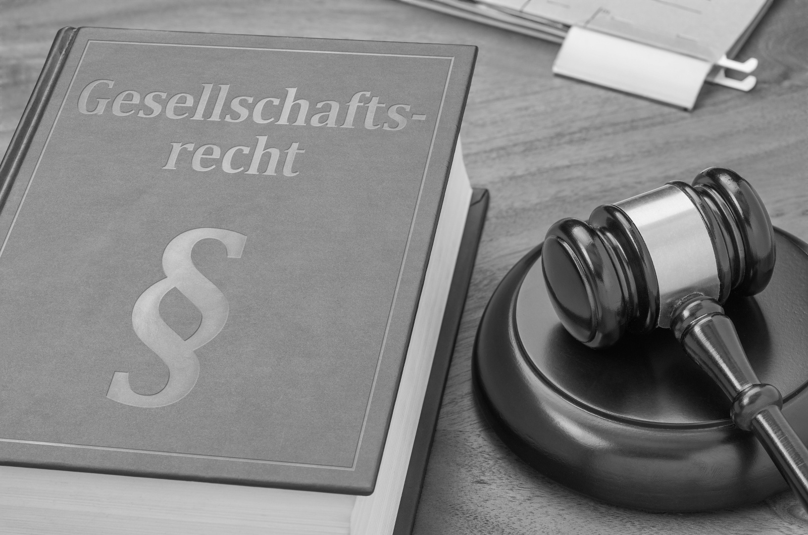 Rechtsanwalt Innsbruck, Mag. Anna Spiegl. Rechtsanwaltskanzlei für Gesellschaftsrecht Innsbruck. Mag. Anna Spiegl, Rechtsanwalt Innsbruck.